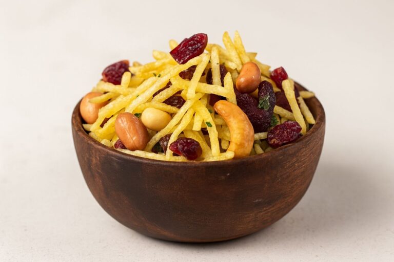 Cranberry Aloo Namkeen